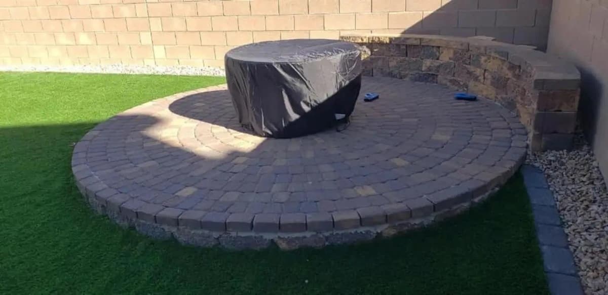 Paver patio with fire feature